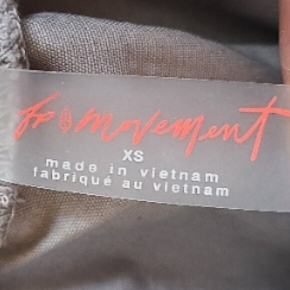 FREE PEOPLE FP MOVEMENT MESMERIZE ME SHINE STADIUM PANTS CARGO BAGGY METALLIC XS - Picture 8 of 9